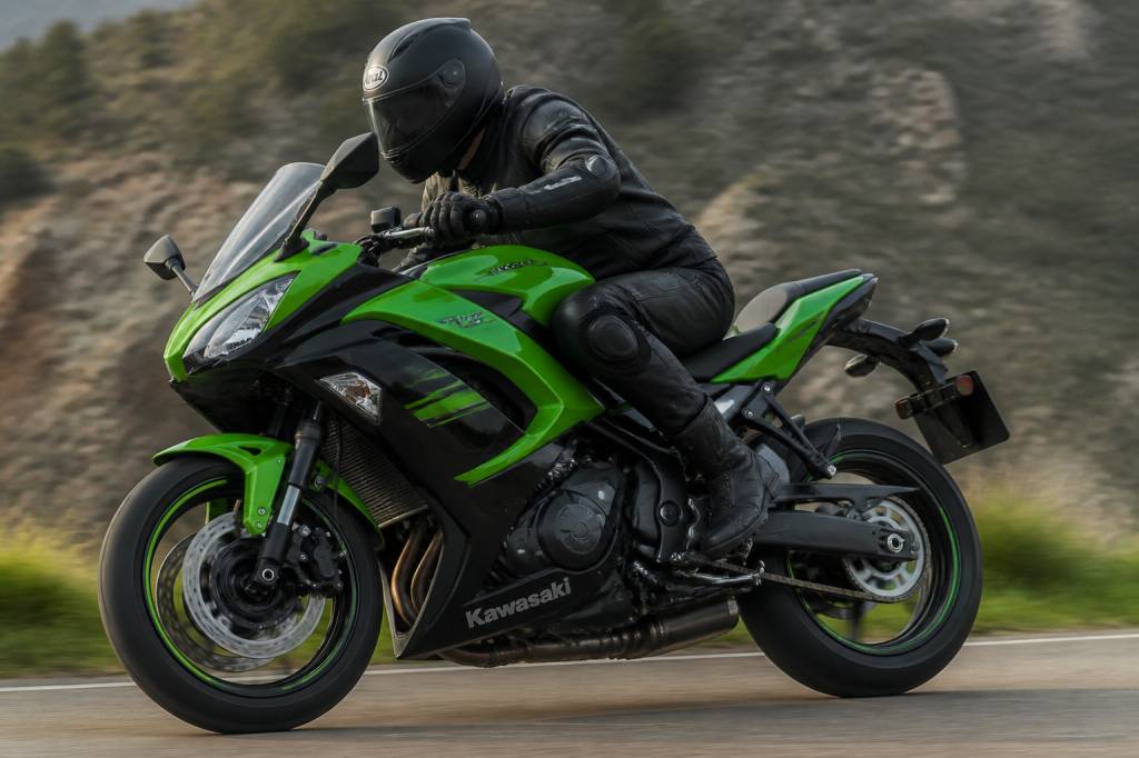 1000cc Kawasaki models: performance, finance options and buying guide